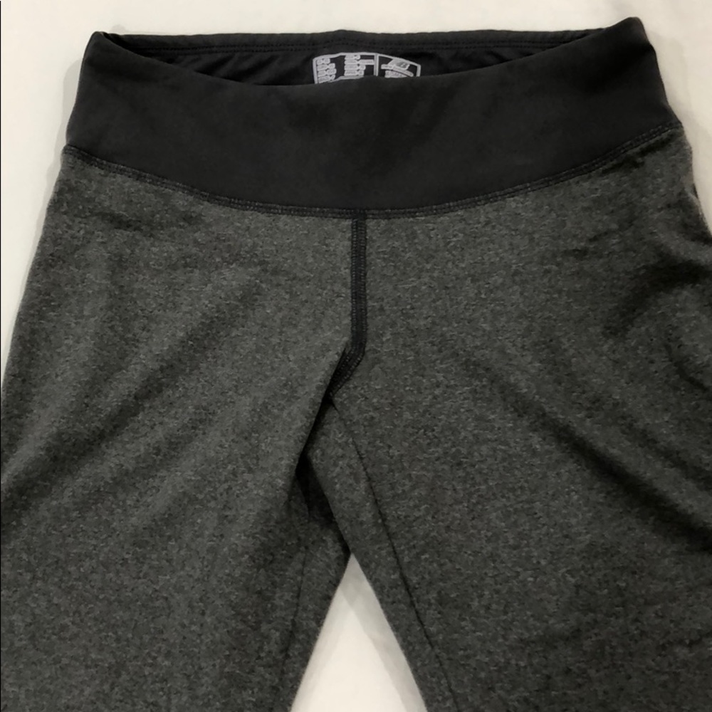 Yoga Capri